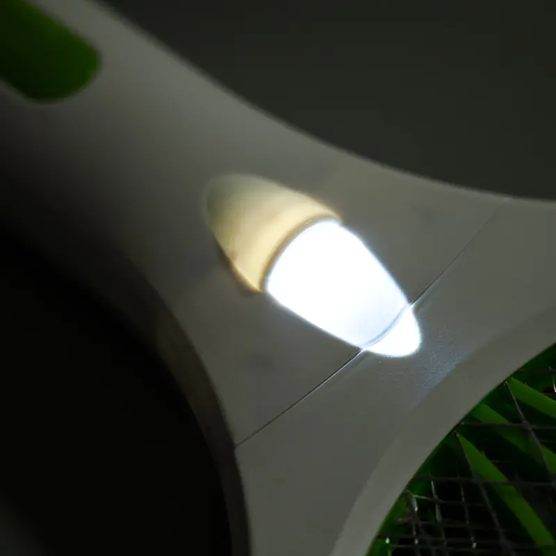 Baterie de litiu reîncărcabilă FF-988 de 1200 mAh cu lumină LED, scuter de țânțari electric multifuncțional Baterie de litiu reîncărcabilă FF-988 de 1200 mAh cu lumină LED, scuter de țânțari electric multifuncțional