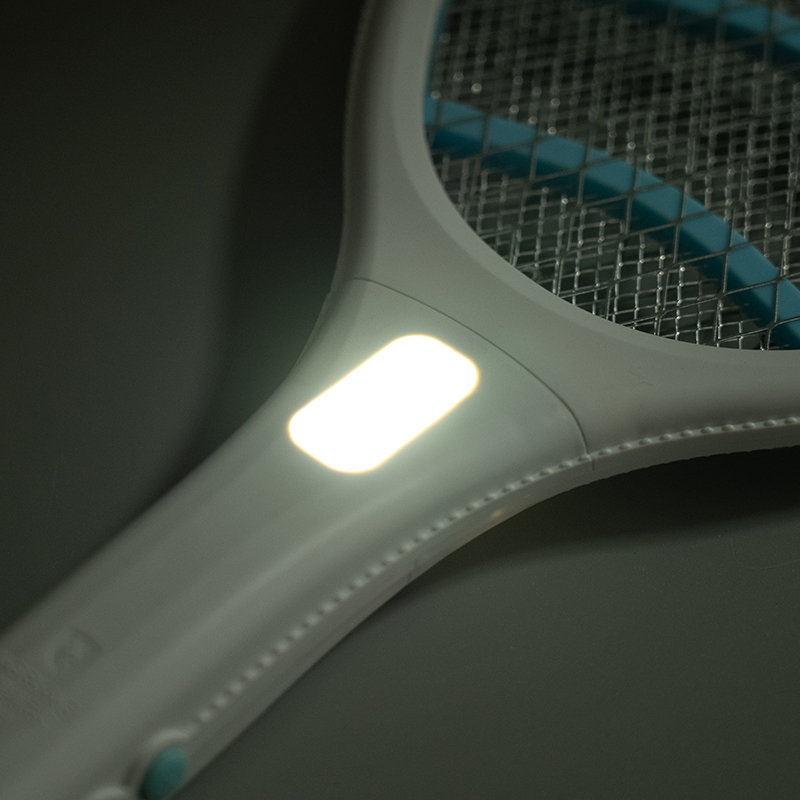 FF-987 500 mAh cu LED-uri dual-color Swatter țânțari USB reîncărcabil FF-987 500 mAh cu LED-uri dual-color Swatter țânțari USB reîncărcabil